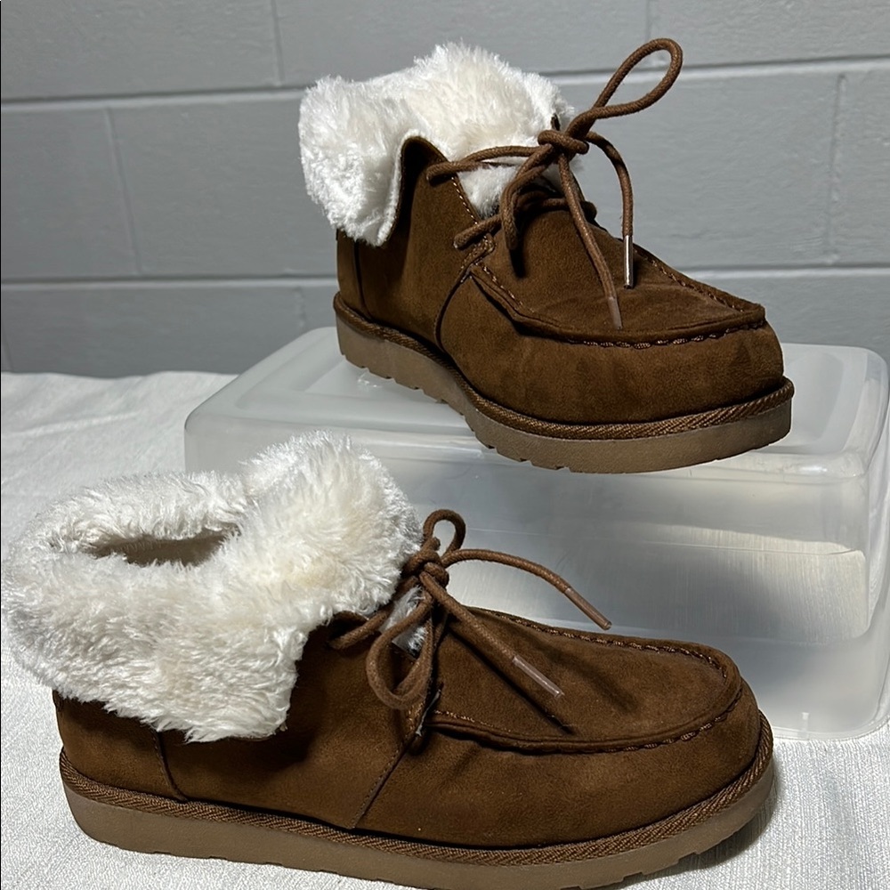 Makalu women’s Cozy Brown Shoes with Faux Fur Lining size 8